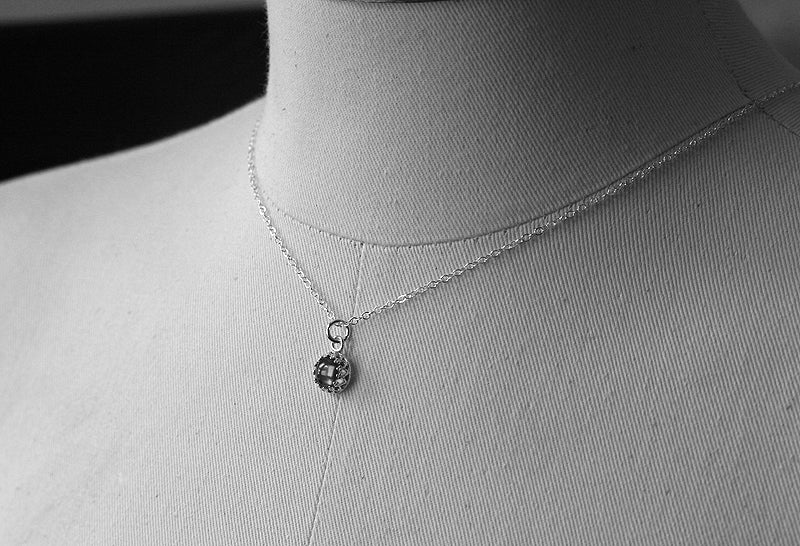 Garnet Crown Pendant Necklace Sterling Silver • 8 mm