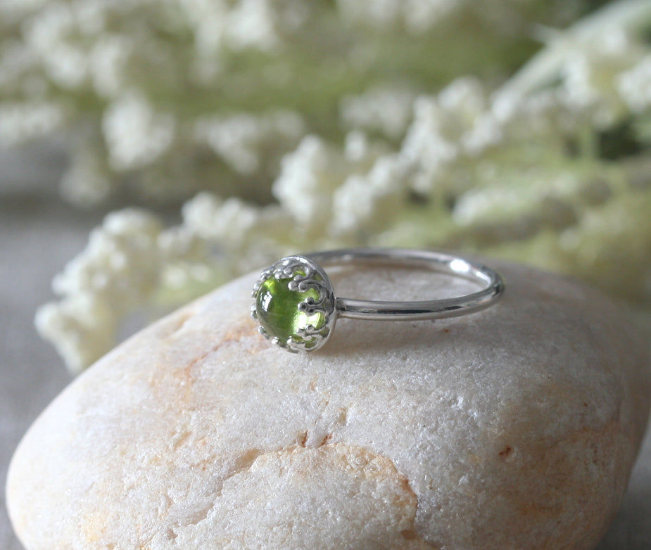 Peridot Crown Ring in Sterling Silver