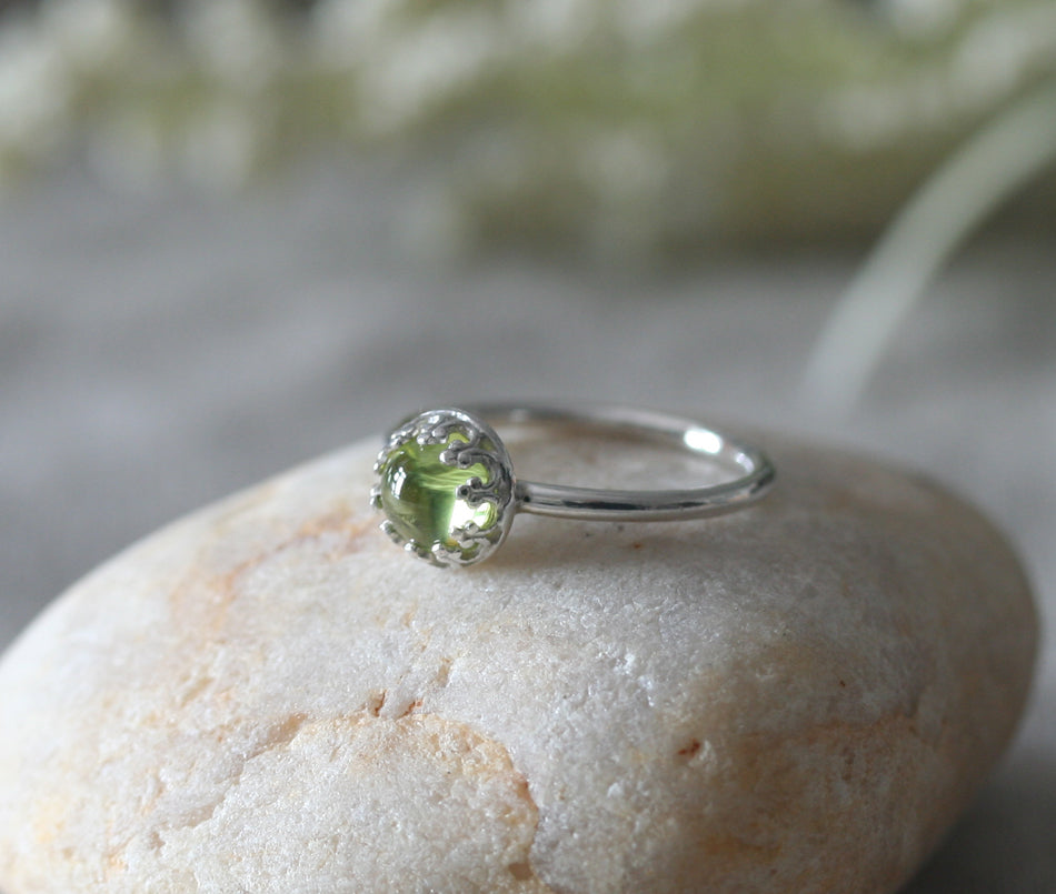 Peridot Crown Ring in Sterling Silver