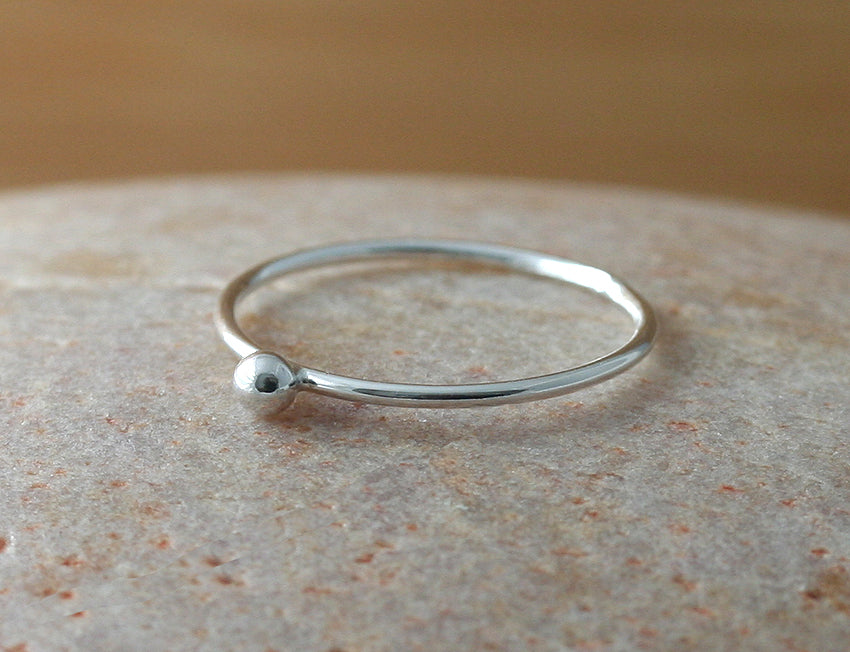 Pebble rings made in New Jersey, US, with sustainable sterling silver. Dainty, minimalist midi ring.